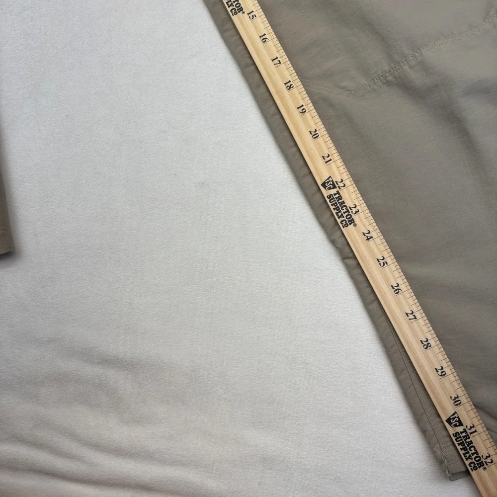 The North Face Men's Cargo Pants 40 x 32 Beige Nylon Lightweight Outdoors Hiking